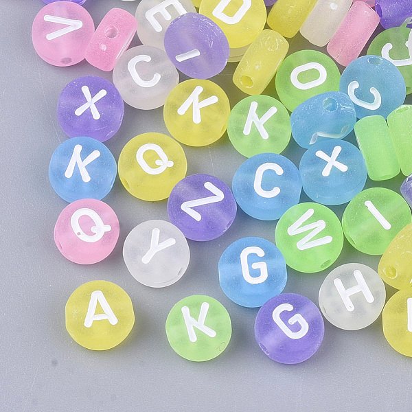 Abalorios De AcríLico Esmerilado Transparentes, Agujero Horizontal, Ronda Plana Con Letra Inicial Aleatoria, Color Mezclado, 7X3.5Mm, Agujero: 1.2 Mm, Aproximamente 3650 Unidades / 500 G-image
