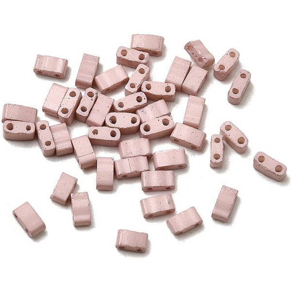 2-Loch-Backfarbe Glasperlen, Rechteck, Neblige Rose, 5X2.5X2 Mm, Bohrung: 0.8 Mm-image