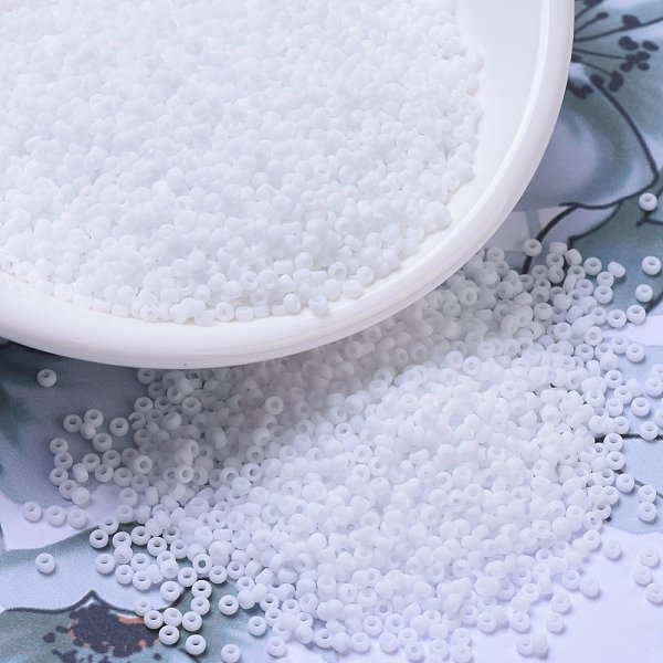 Miyuki Round Rocailles Beads, Japanese Seed Beads, 11/0, (RR402F) Matte White, 2X1.3Mm, Hole: 0.8Mm, About 1111Pcs/10G-image