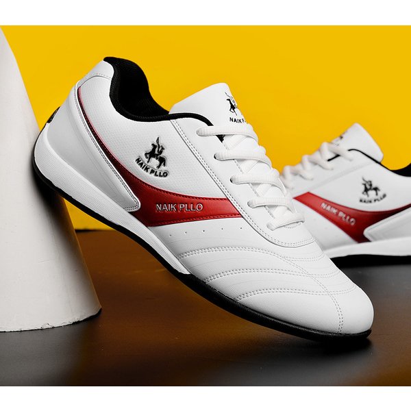 Summer New Mens Casual Sports Shoes Trend Fashion Lightweight Travel Shoes Low Top Flat Mens Shoes Wholesale