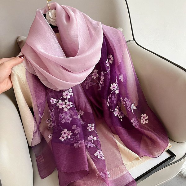 Hangzhou Gradient Silk Wool Scarf Women's Spring And Autumn Embroidery Retro Cheongsam Shawl Court Style Embroidered Silk Scarf-image