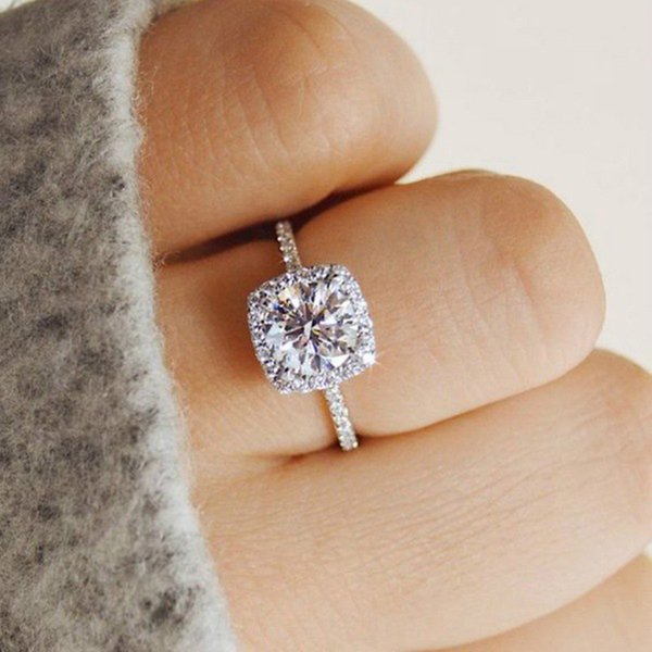 Valentine's Day Gift Jewelry Fashion Engagement Ring Women's Diamond Zircon Ring-image