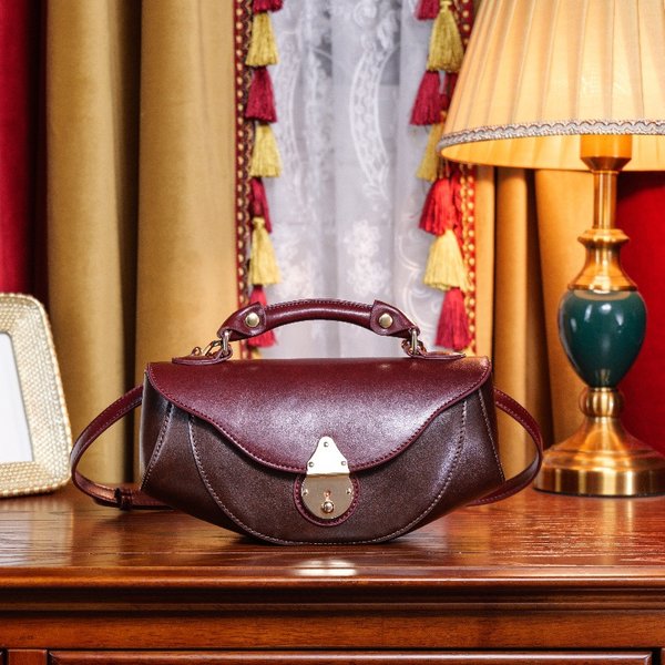 Trendy Vintage Cloud Shoulder Bag - Premium Leather Crossbody Purse For Women, Boho Chic Handbag With Adjustable Strap, Unique Design For Daily Use