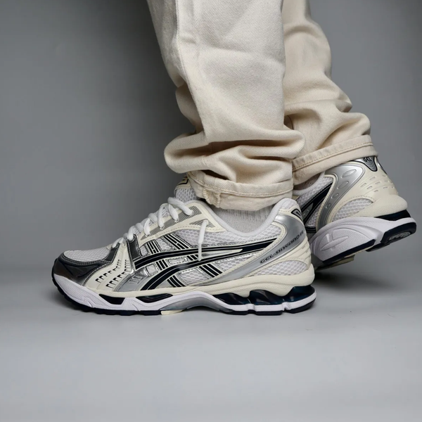 ASICS Gel-Kayano 14 Unisex Sneakers 1202A056-109 White Black Silver