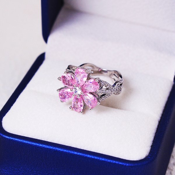 Hot Sales 2024 Exquisite Zircon Women's Pink Flowers Lady Engagement Party Peach Blossom Ring Fashion Jewelry For Women-image
