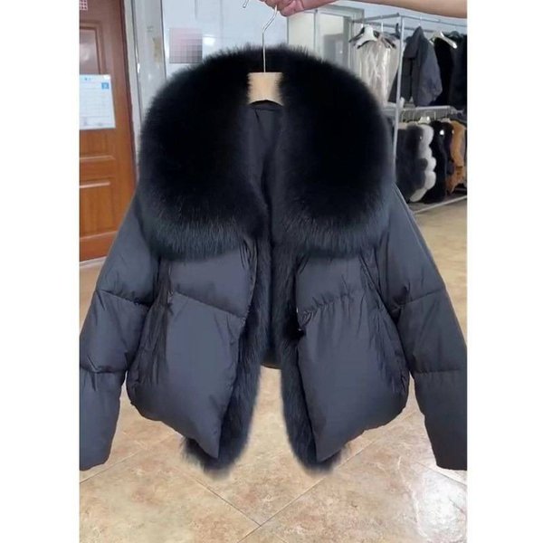 Women's Winter Fashion Coat With Detachable Faux Fur Collar – Stylish Loose Fit Thick Warm Jacket (Black/White)