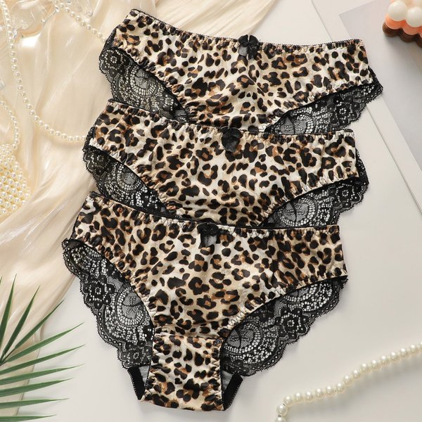 Women's Intimates Pure Desire Shorts Seamless Breathable Briefs