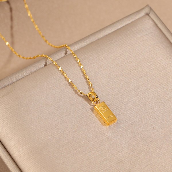 Fashion Necklace For Women 2026 New Hot-Selling Light Luxury Niche Titanium Steel Small Gold Brick Rich Clavicle Chain