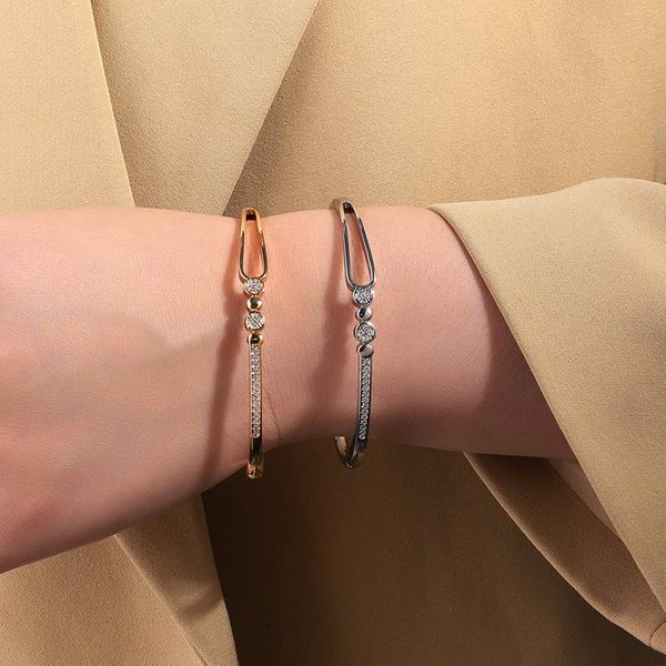 Classic Temperament Fortune Bracelet Micro Inlaid Zircon Open Bracelet Jewelry For Women-image
