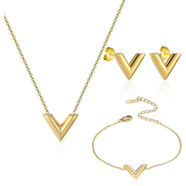 Fashion simple gold ins niche light luxury V letter big brand necklace female summer clavicle chain net celebrity does not fade
