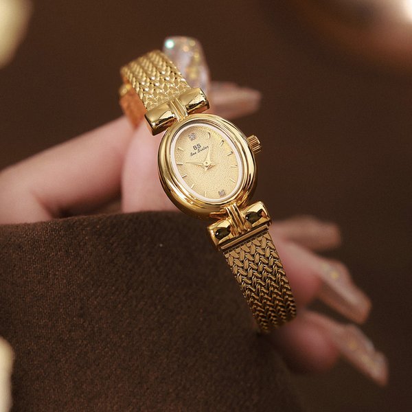 Brand Watch For Woman Oval Gold Mesh Strap Vintage Watch Women Ladies Quartz Watches Luxury Birthday Gifts Women