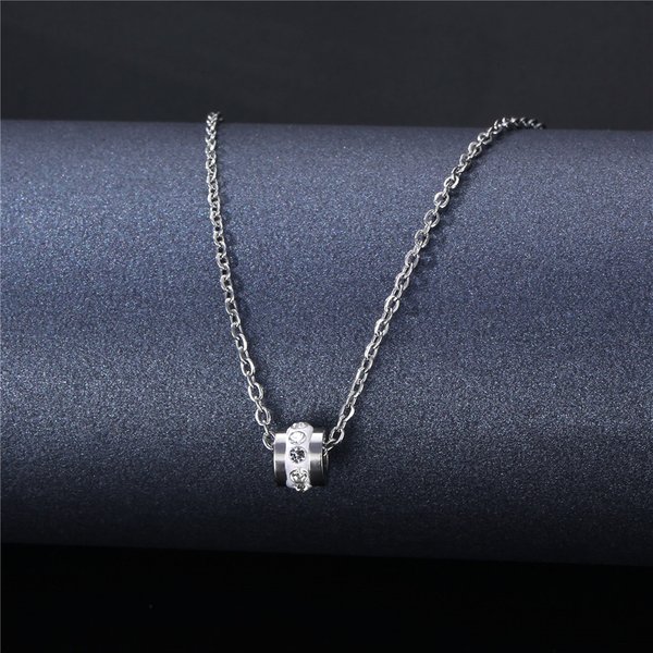 Small Waist Titanium Necklace For Women, Trendy New Simple Collarbone Chain, Elegant Stainless Steel Inlaid Pendant Accessory