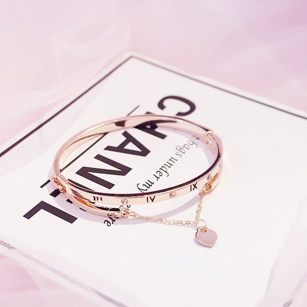 Roman Bracelet With Numbers And Tassels, Peach Heart Elegant Versatile Korean Style Bracelet, Trendy Women's Jewelry-image
