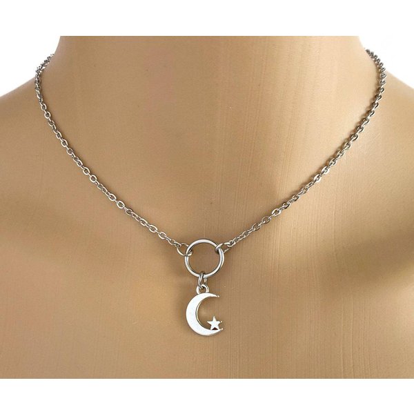 Necklaces Moon and Star Celtic Knot Circle Necklace