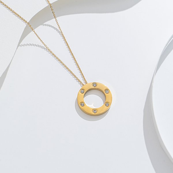 Stainless Steel Six Zircon Hollow Circle Fashion Style Men Chain Necklace For Women Jewelry Collar Pendant Friends Gifts