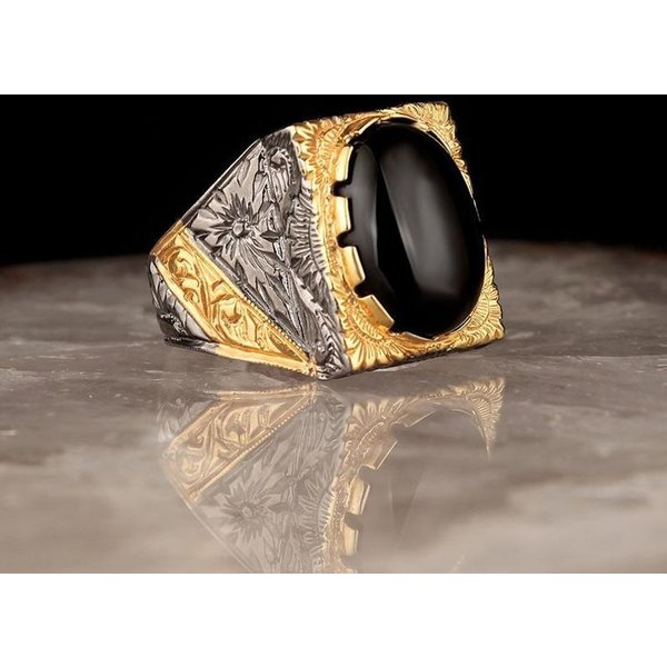Men's and Women's Fashion Business Vintage Punk Rock Bohemian Crystal Jewelry Zircon Black Ring