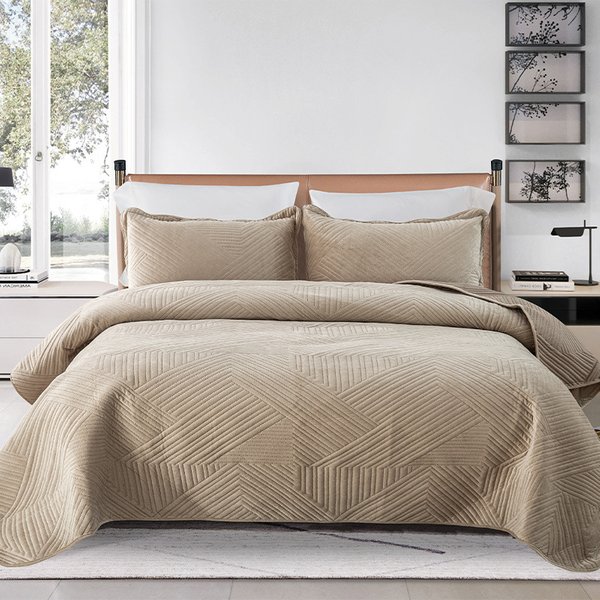 Solid Color Crystal Fleece Quilted Bedspread Set - 3-Piece Luxury Soft Blanket For Home & Hotel (Hypoallergenic Machine Washable Queen/King Size)