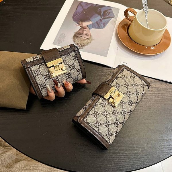 High Quality Wallet Women's New Short Multi-card Triple Fold Buckle Long Purse