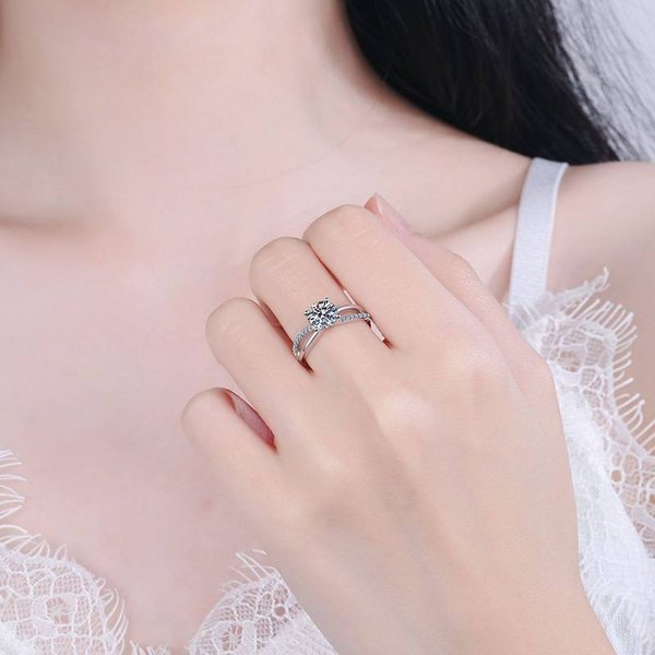 Plated 14K White Gold Ring Jewelry Six Claw Diamond Ring Female Engagement Jewelry-image