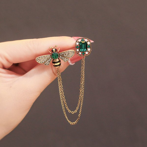 Vintage bee chain brooch, insect dripping oil, rhinestone, corsage, chain clothing, high-end luxury accessories, women's pins