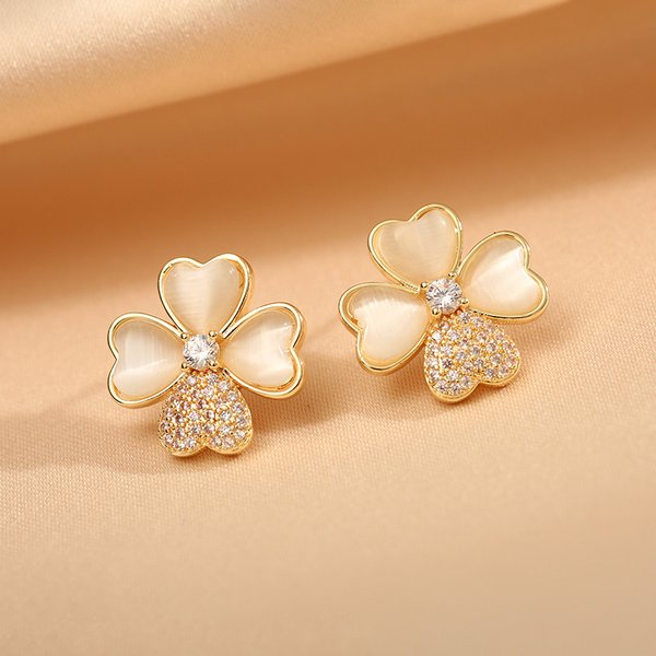 Women's Accessories Diamond Set Simple Temperament Design Sense Trend Earrings Earrings-image