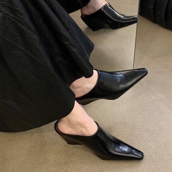 European And American Style Wedge Heel Closed-toe Women, 2025 Spring/summer Collection, Small Square Toe Slip-on