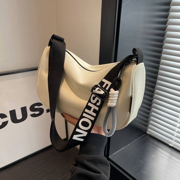 Designer Fashion Trend Waterproof Oxford Cloth Large Capacity Dumpling Bag Crossbody Bag Female Niche New All-In-One Casual Sports Wind Shoulder Bag-image
