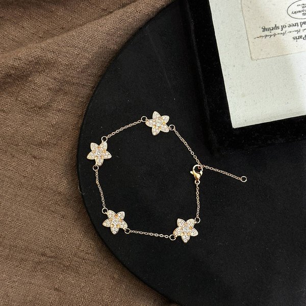 Unisex Jewelry Fashion Flower Diamond Bracelet – Minimalist Luxury Chain (Elegant & Stackable)-image