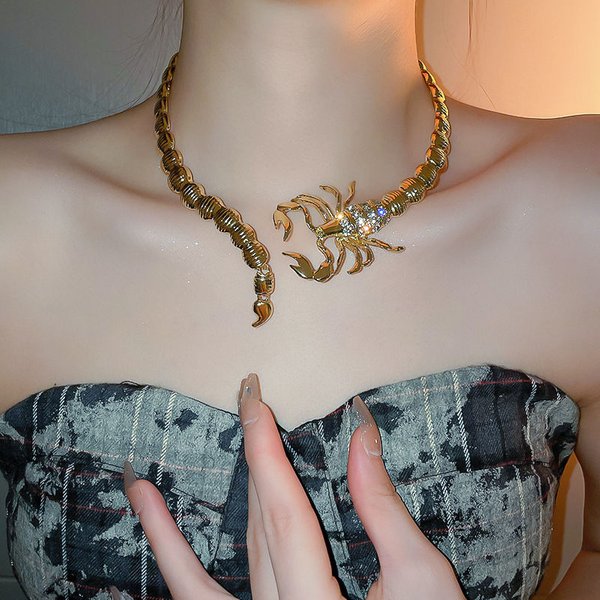 Exaggerated Diamond Open Personalized Choker Animal Scorpion Design Collar Chain Small Spicy Girl Necklace-image