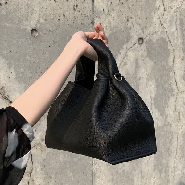 New Cloud Niche Design Bag 2025 Crossbody Bag Versatile Dumpling Bag Carrying Bag High-end Handbag Lunch Box Bag
