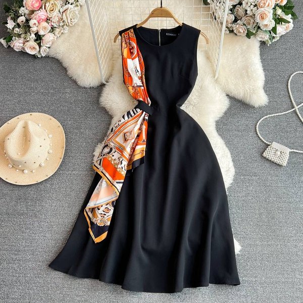 Women's Clothing Summer Light Mature Style Retro Temperament Sleeveless Round Neck Waist Slim Sleeveles S A Line Dress Elegant Long Skirt-image
