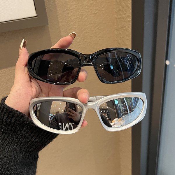 2026 Technology Same No Makeup Glass Retro Ins Cat Eye Internet European And American Women's Red Style Y2K-image