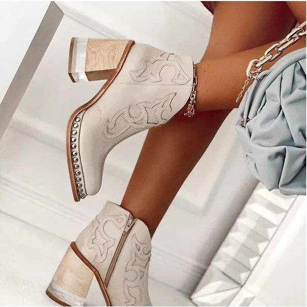 2023 Style Ladies Pointed Cowboy Boots Black Fashion High Heel Ankle Boots Embroidered Rivet Punk Style Short Boots Plus