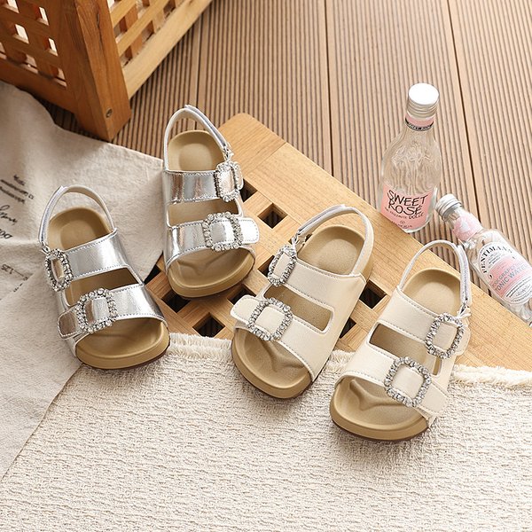 Roman Style Hollowed Out Retro Sandals For Girls Korean Style Rhinestone Princess Shoes Summer Beach Footwear To Pair With Skirts