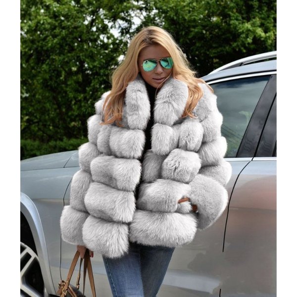 Women's Clothing autumn and winter new fur coat women's fur coat fox fur splicing ready