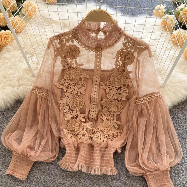 Women's three-dimensional flower collage see-through mesh lantern sleeve slim short top lace base blouse