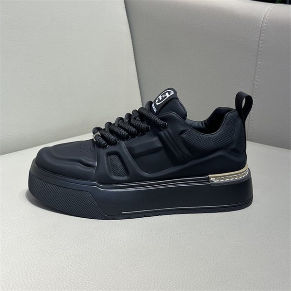 Comfortable Soft Light Casual Shoes Thick Soles Increase Thin Temperament Foreign Style Board Shoes-image