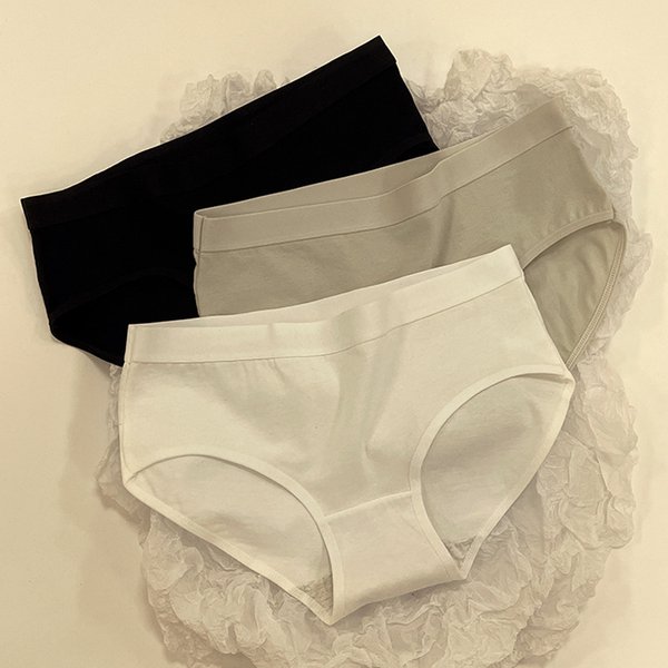 Women's Intimates Solid Color Pure Cotton Mid Waist Simple Seamless Breathable Girl Student Large Size Slim Hip Lifting Briefs-image