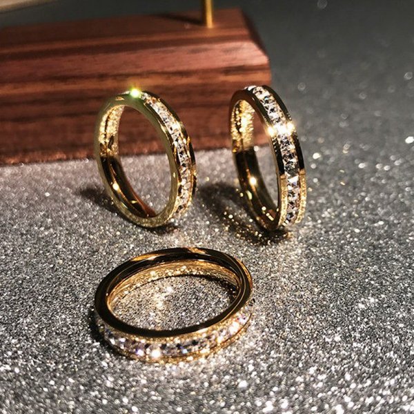 Titanium Steel Ring Instantly Emits A Sky Full Of Stars, Fashionable Couple Matching Ring Without Fading, Women's Men's Light Luxury Ring-image