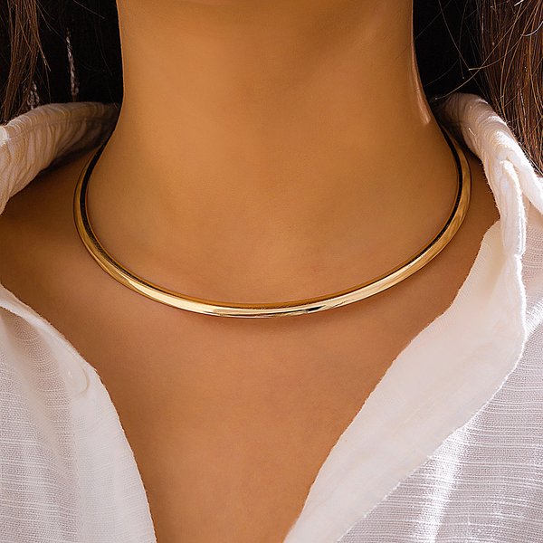 High-End Niche Minimalist Necklace Punk Smooth Circle Ring Cold Style Choker-image