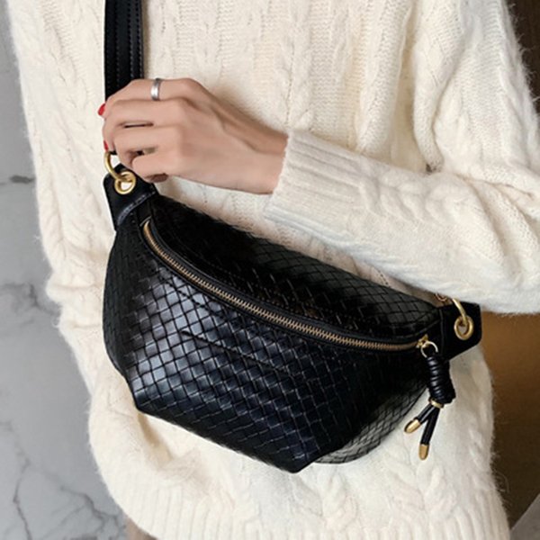 2023 New Chain Waist Bag Women Leather Fanny Pack Crossbody Chest Pack Mini Waist Belt Bags Fashion Girl Phone Pack Purse-image