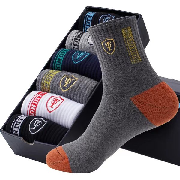 Men's Solid Color Mid-Calf Socks – Moisture-Wicking, Anti-Odor & Stylish For Sports & Business