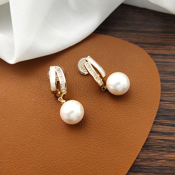 Temperament French style no ear piercing mosquito coil ear clip pearl earrings for women new style cold style long earrings simple earrings