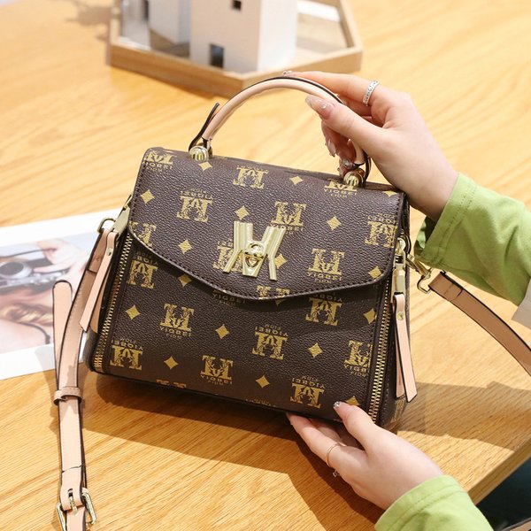 Women's Shoulder Bag, New Model On The Market, Top Quality, Large Capacity, Versatile Small Square Bag, Classic Messenger Bag For Work.-image
