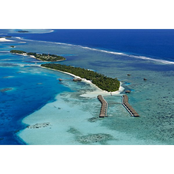 Stockholm - Medhufaru - Medhufushi Island Resort