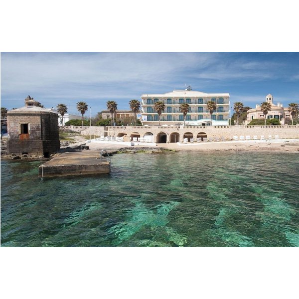 Salentohalvön - HOTIDAY Leuca Lungomare