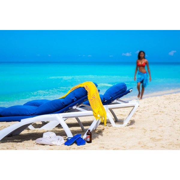 Roma - Negril - Legends Beach Resort-image