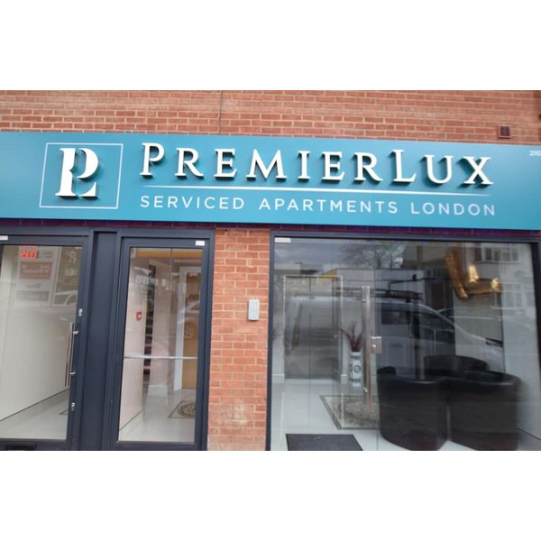 Bari - Londra - Premierlux Serviced Apartments-image