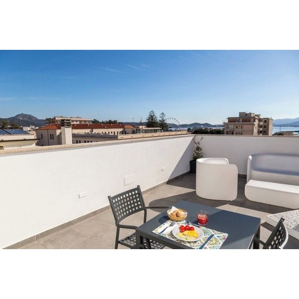 Bari - Olbia - L'essenza Hotel-image