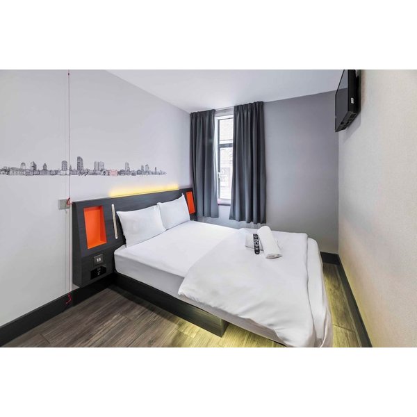 Leeds - easyHotel Leeds